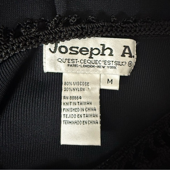 Joseph A’ Qu’est Black Embellished 3/4 Sleeve Blouse. Size M - Picture 9 of 13